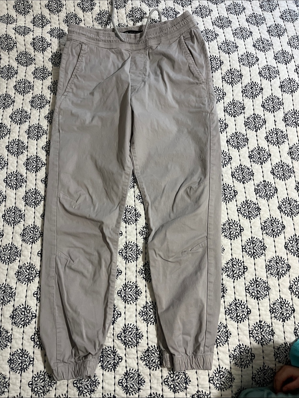 Zara Light Gray Men's Jogger Pants youth